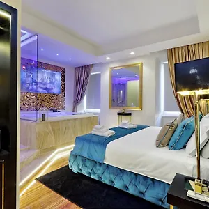  Guest house Trevi Diamond Luxury Suites & Jacuzzi