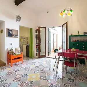  Bed and breakfast Mad Italia